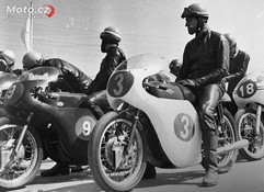 Brno 1961, třída 350 na startu #9 Šťastný, Havel, #3 Čada na CKB...