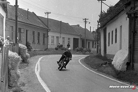 Moravany: třída katalogů 175 ccm v Kostelci...