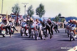 Škrdlovice 1976 - start MR 350 ccm: #6 J.Franc, #1 P.Baláž, #13 R.Mitošinka, #2 B.Staša, #3 J.Novotný..