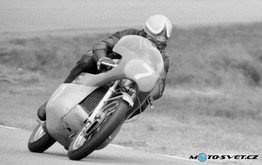 Jawa 350 V4 - F. Šťastný, Brno 1968: 3. místo, Hockenheim 1969: 3 místo