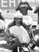 Bill Ivy - Jawa 350 V4 na startu GP Španělska 1969