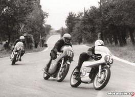 Činěves 1975 - 250 ccm: #16 R.Janoušek, #8 B.Lidmanský..