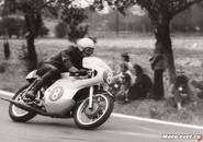 Činěves 1975 - B. Lidmanský na Jawě 250 Junior