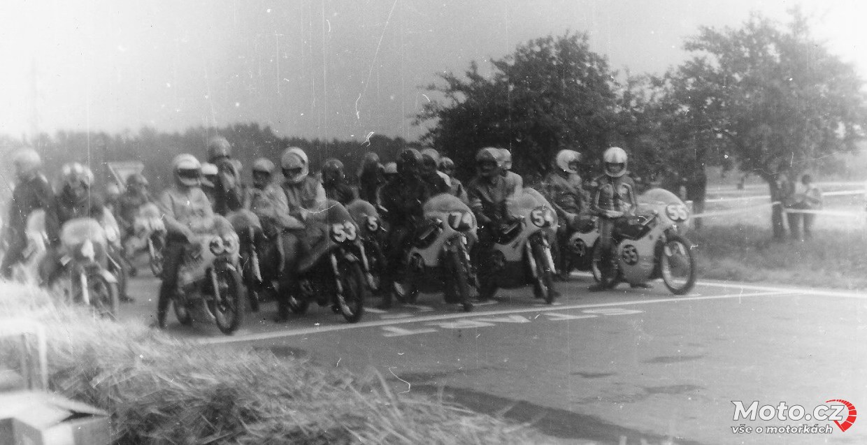 054 - Opava 1980, start 125 ccm