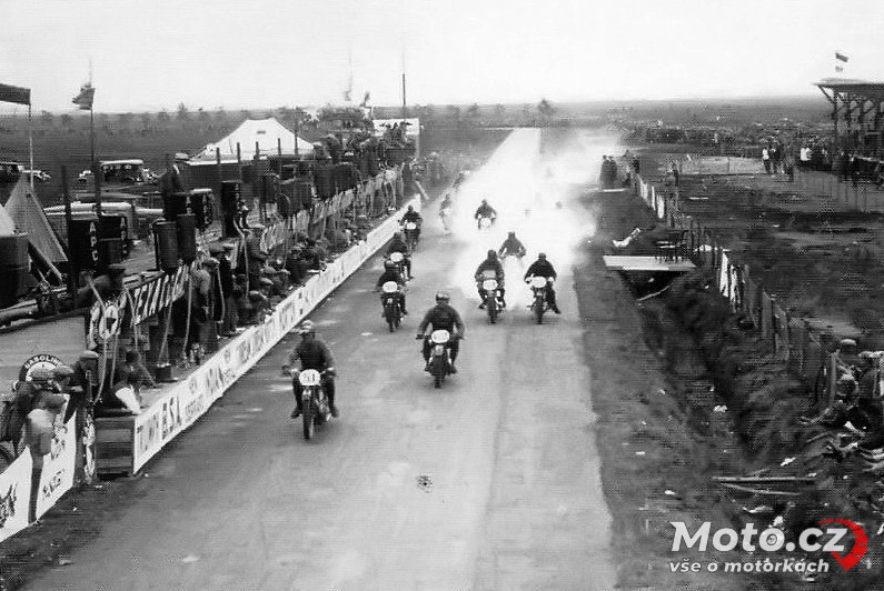 001 - TT Assen - start 500ccm, 1929