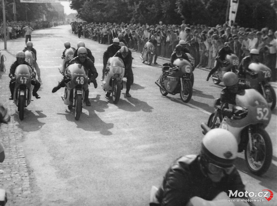020 - Murská Sobota 1969 - Jugoslavie - start 350 ccm