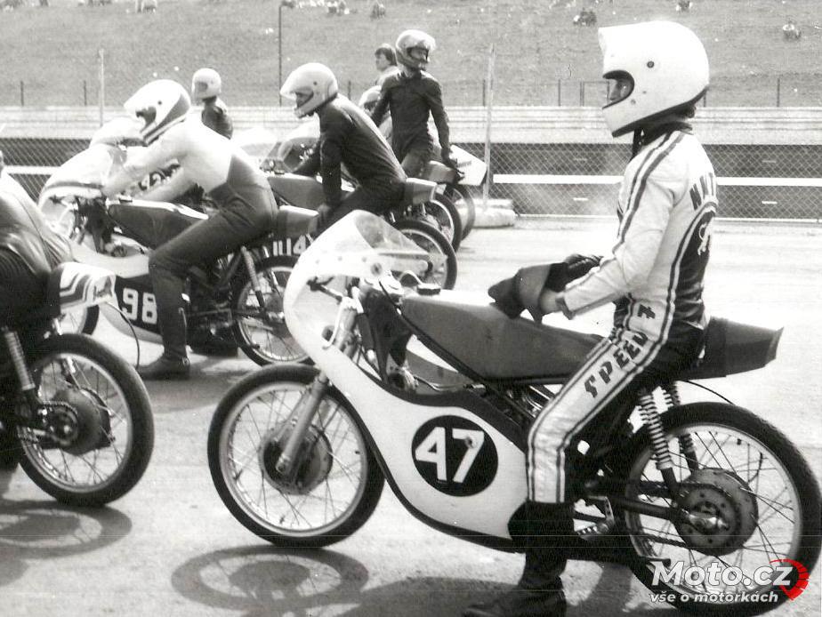 066 - Most, obl. p. 125 ccm #47 Vintr
